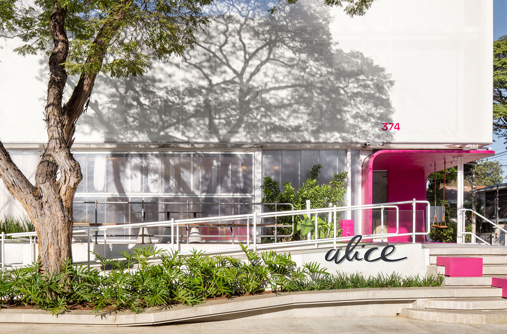 Noak - Projeto Alice Moema em São Paulo.